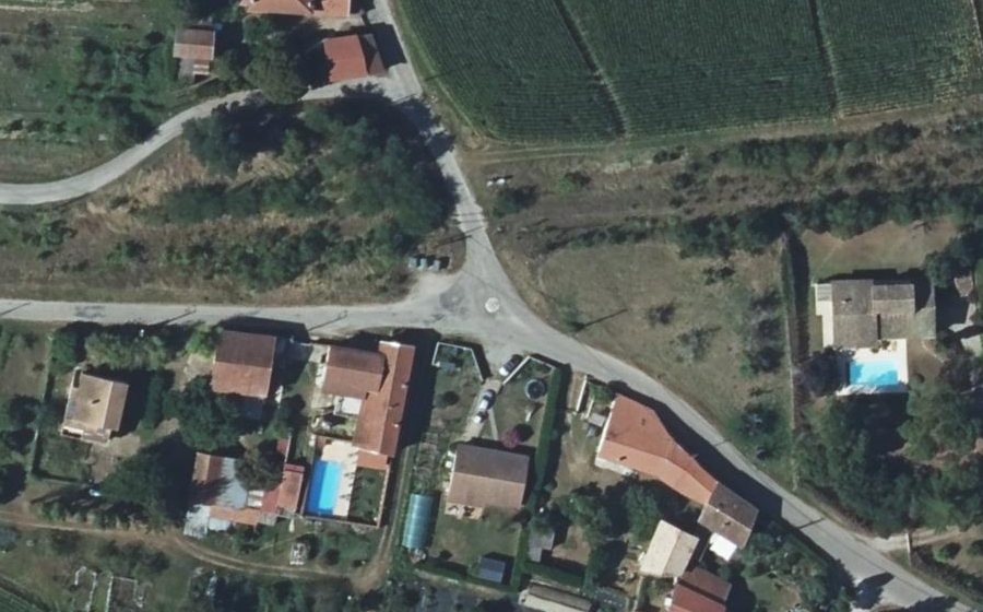 Vue aérienne du Mini-giratoire n°462626934