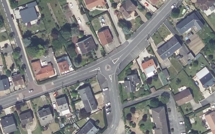 Vue aérienne du Mini-giratoire n°466617773