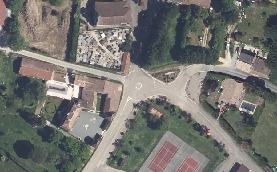 Vue aérienne du Mini-giratoire n°471226322