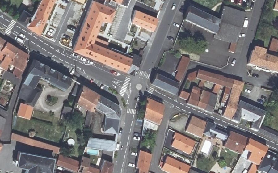 Vue aérienne du Mini-giratoire n°471627996