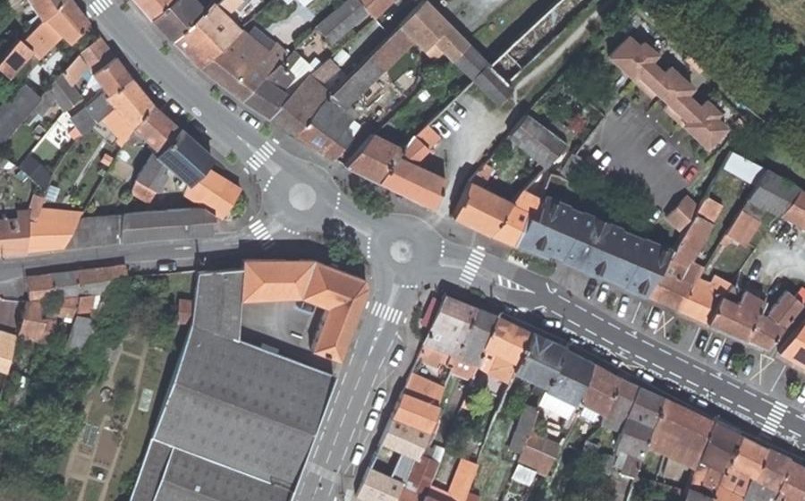 Vue aérienne du Mini-giratoire n°471855331