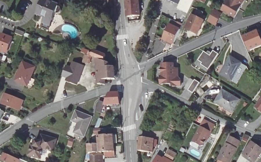Vue aérienne du Mini-giratoire n°471860899