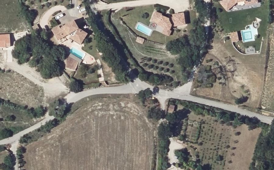 Vue aérienne du Mini-giratoire n°474812798