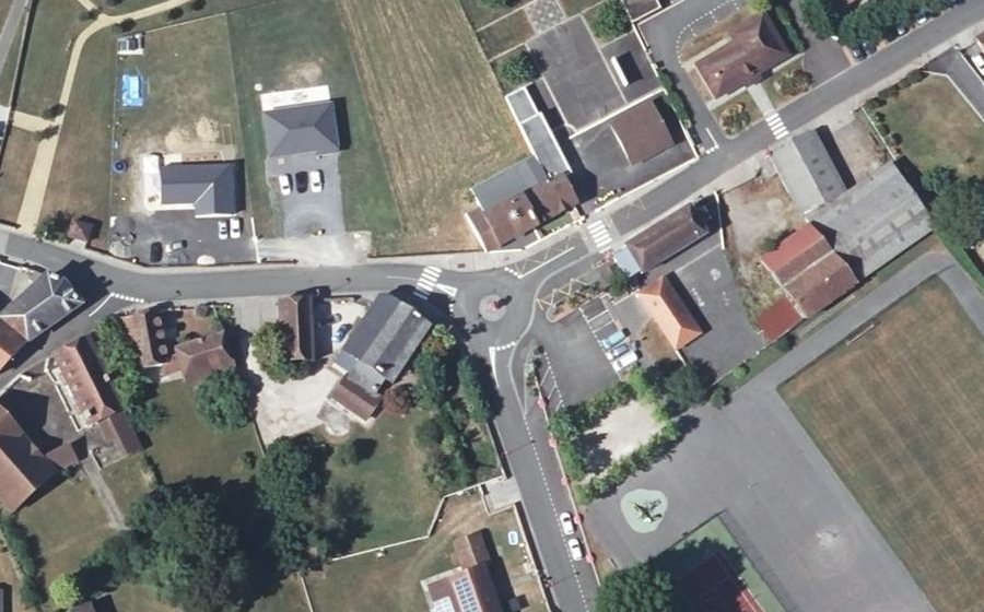 Vue aérienne du Mini-giratoire n°478835225