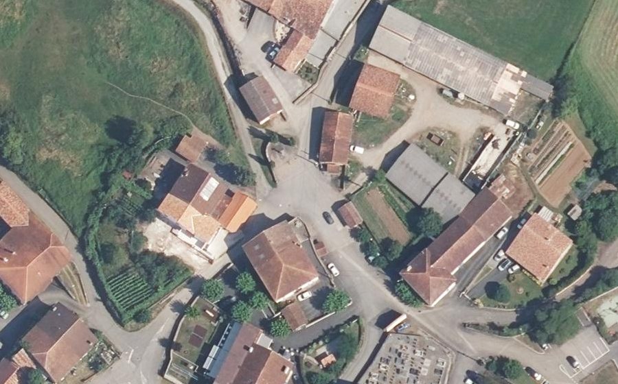 Vue aérienne du Mini-giratoire n°478840623