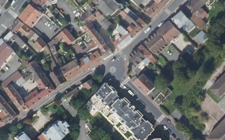 Vue aérienne du Mini-giratoire n°479727268