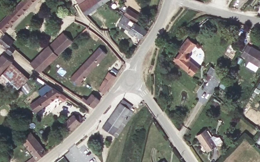 Vue aérienne du Mini-giratoire n°485066774