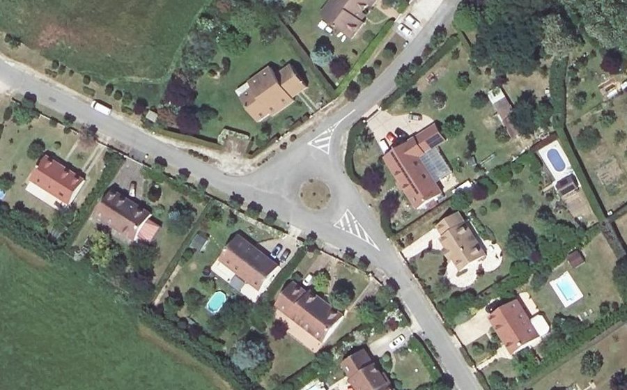 Vue aérienne du Mini-giratoire n°485107494