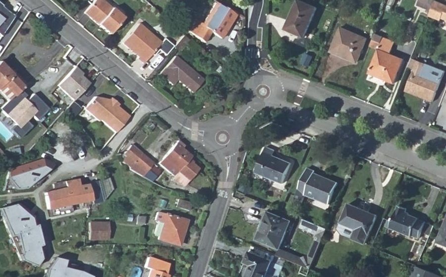 Vue aérienne du Mini-giratoire n°489227156