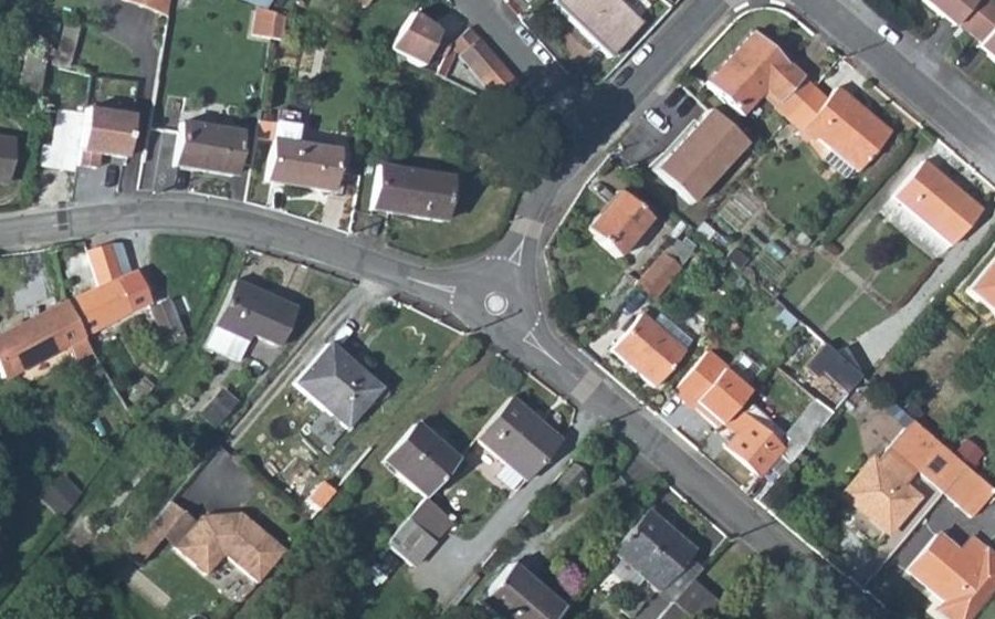 Vue aérienne du Mini-giratoire n°489235062