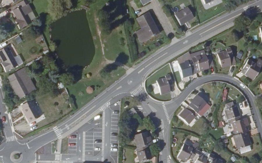 Vue aérienne du Mini-giratoire n°490074360