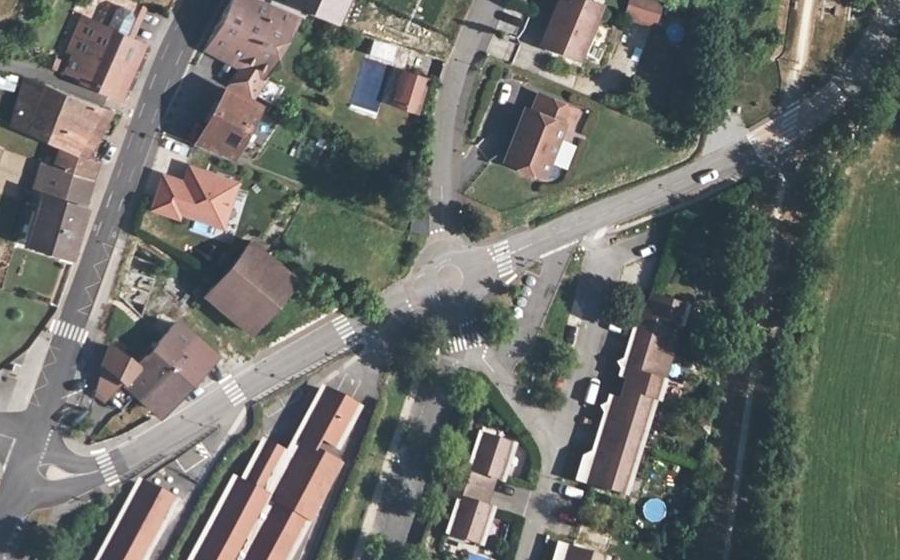 Vue aérienne du Mini-giratoire n°492093937