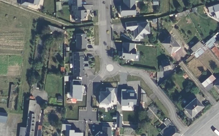Vue aérienne du Mini-giratoire n°493228418