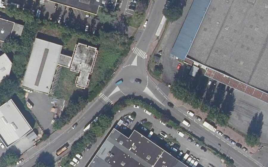 Vue aérienne du Mini-giratoire n°493241913