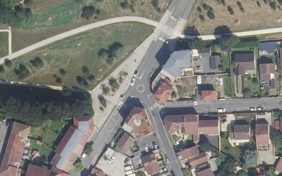 Vue aérienne du Mini-giratoire n°494819432