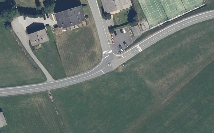 Vue aérienne du Mini-giratoire n°495201426