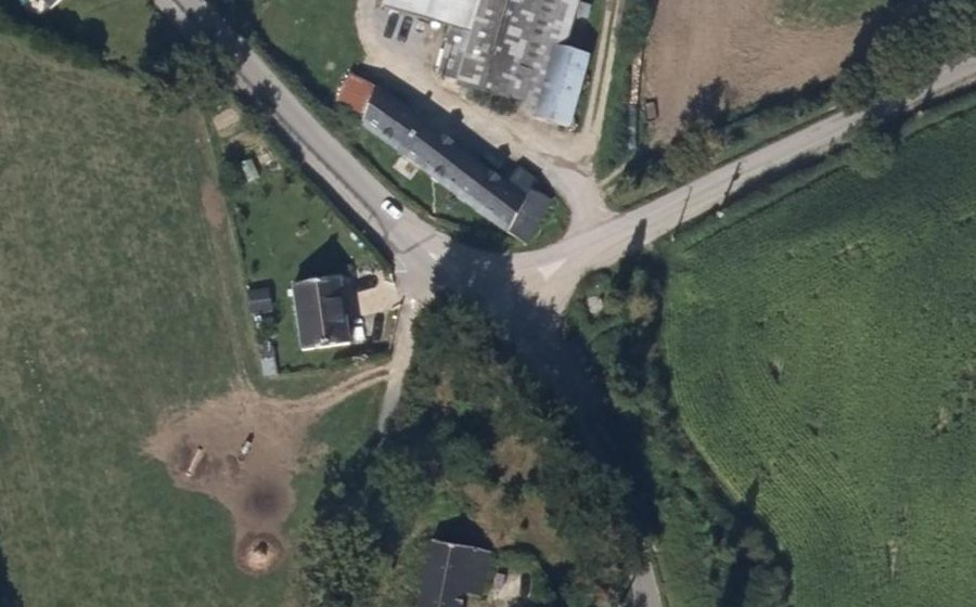 Vue aérienne du Mini-giratoire n°497172558