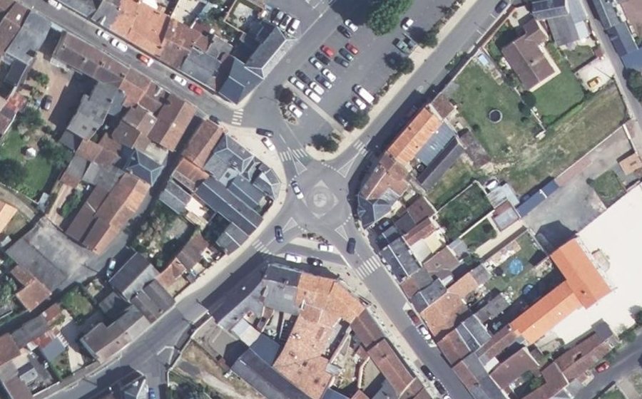 Vue aérienne du Mini-giratoire n°498297731