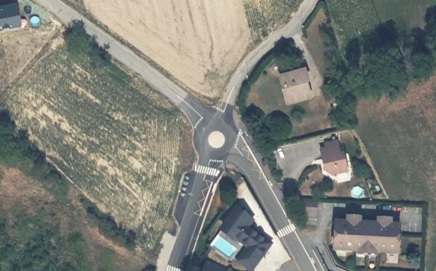 Vue aérienne du Mini-giratoire n°505396625