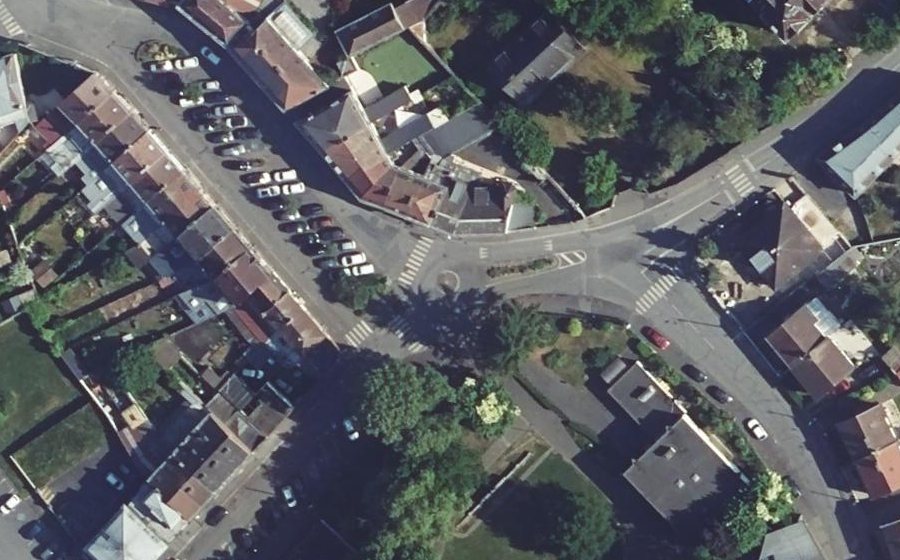 Vue aérienne du Mini-giratoire n°506532760