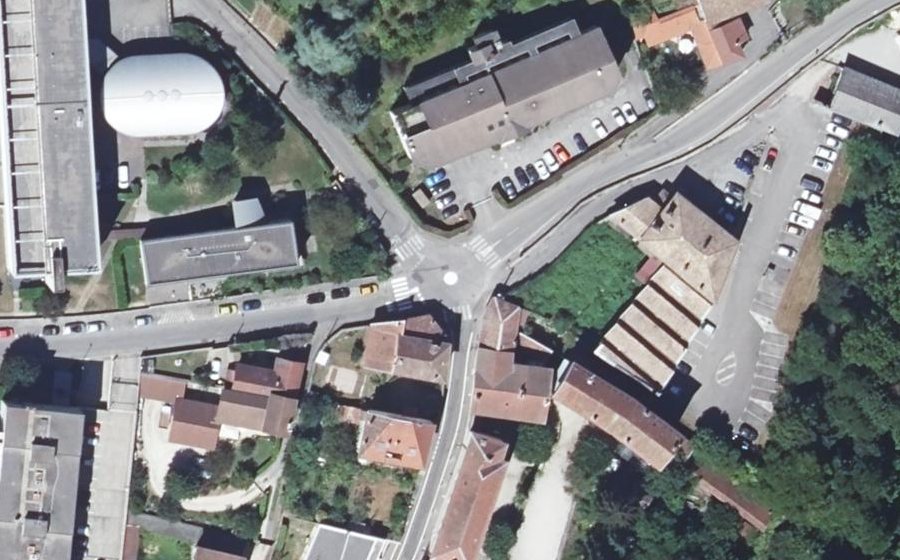 Vue aérienne du Mini-giratoire n°506582165