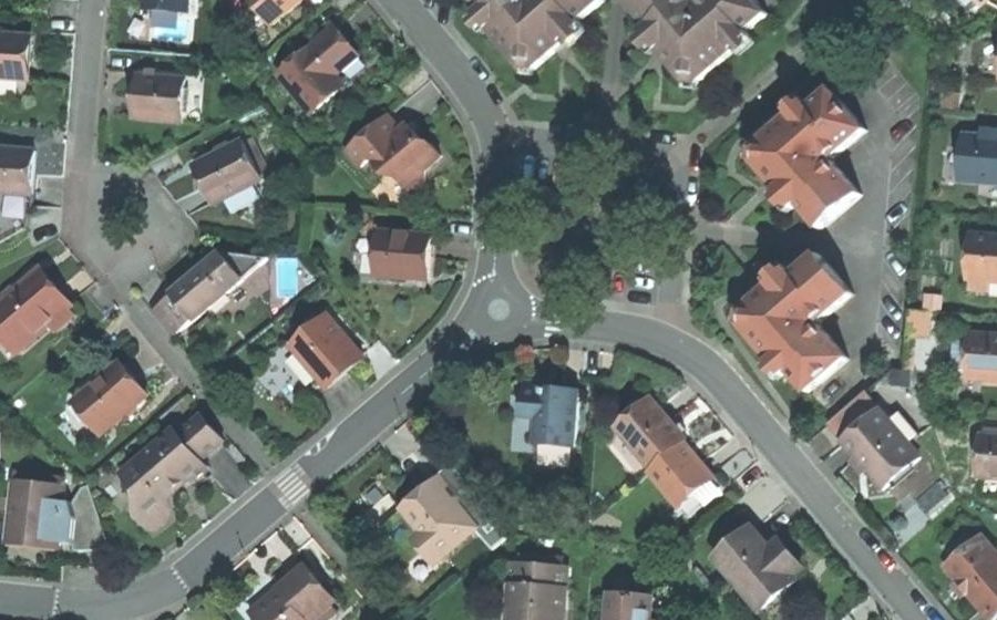 Vue aérienne du Mini-giratoire n°506693630