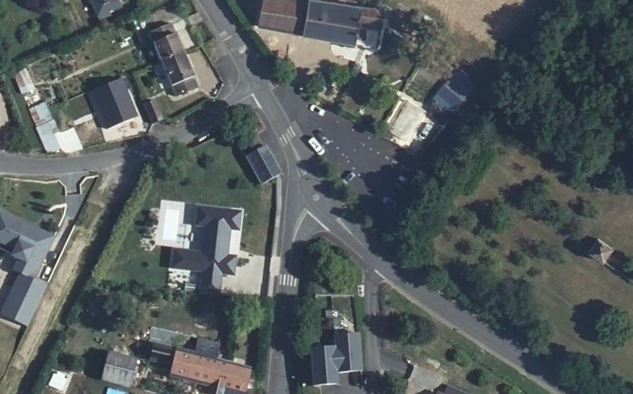 Vue aérienne du Mini-giratoire n°506777595