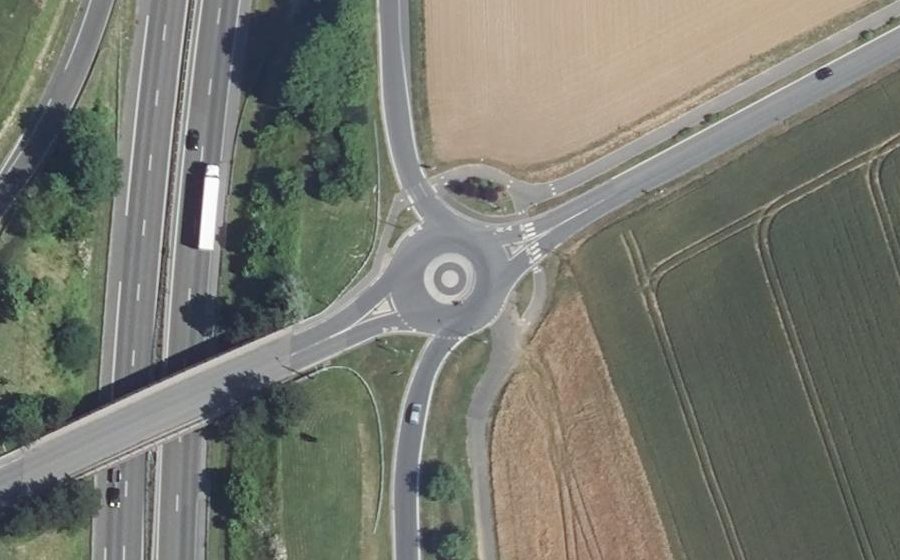 Vue aérienne du Rond-point anonyme n°1005077596
