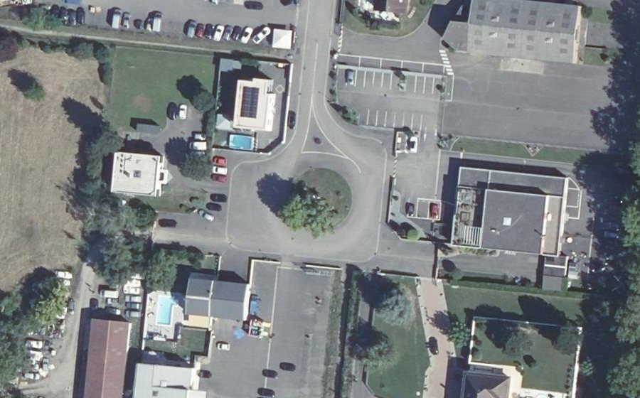 Vue aérienne du Mini-giratoire n°510462488
