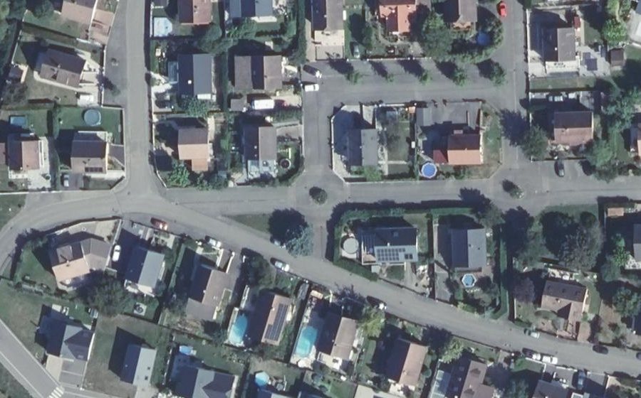 Vue aérienne du Mini-giratoire n°510463206