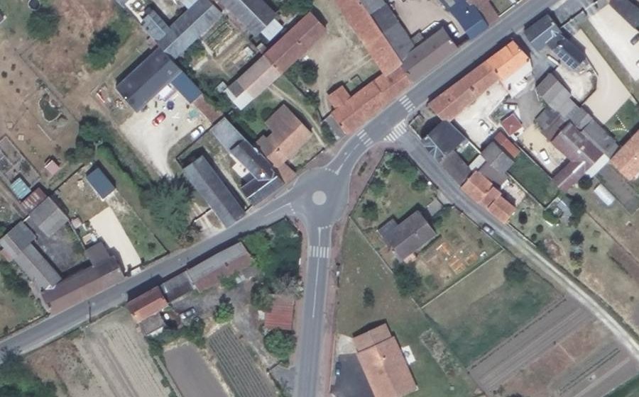 Vue aérienne du Mini-giratoire n°510905272