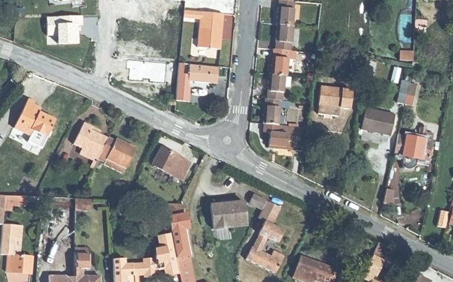 Vue aérienne du Mini-giratoire n°510912152
