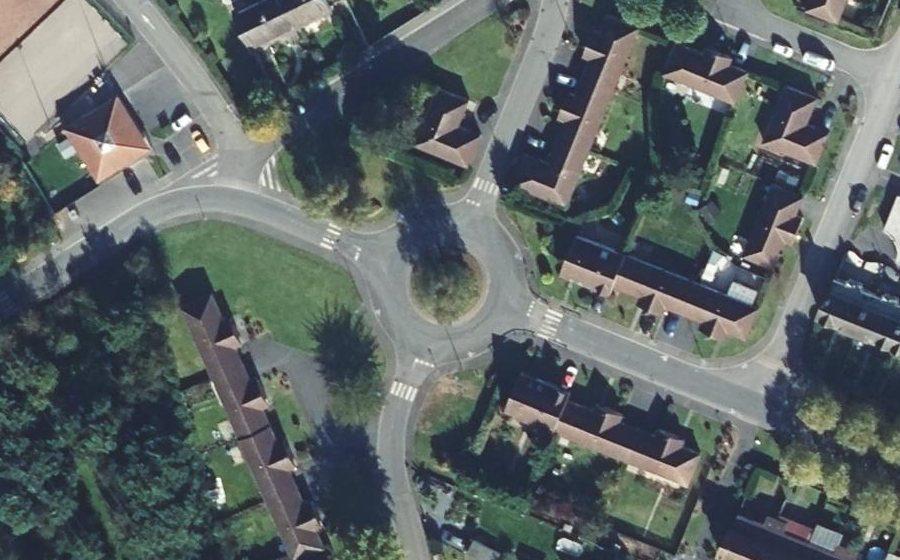 Vue aérienne du Rond-point anonyme n°100510997