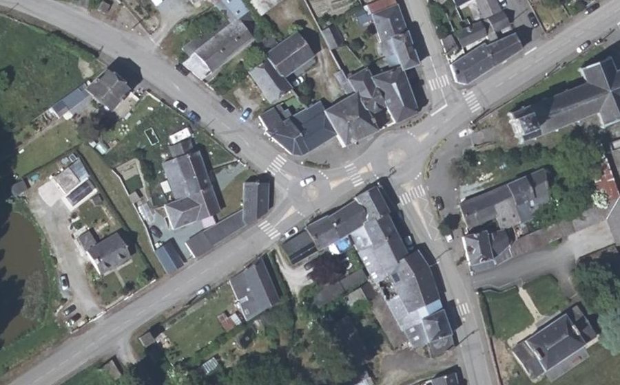 Vue aérienne du Mini-giratoire n°511278244