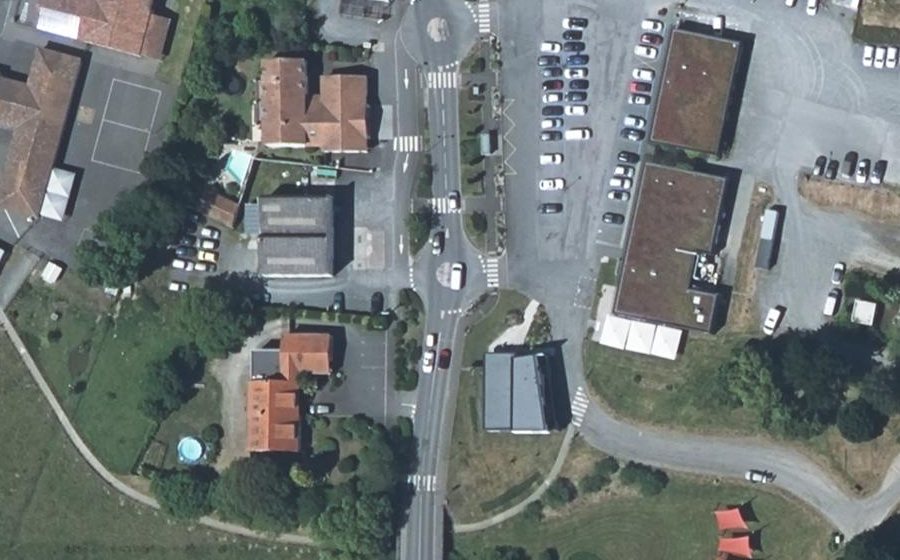 Vue aérienne du Mini-giratoire n°512666949