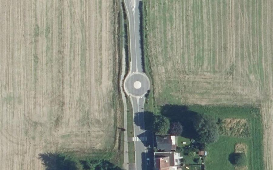 Vue aérienne du Mini-giratoire n°512833129