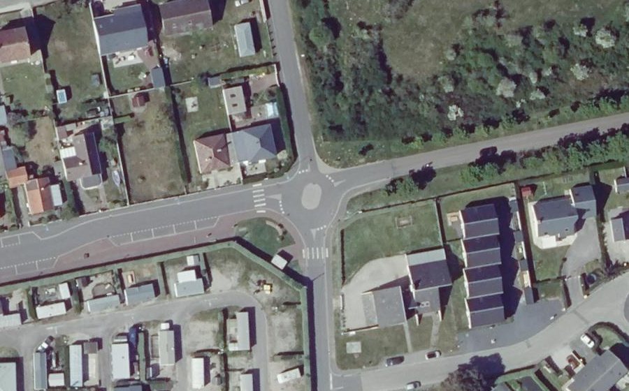 Vue aérienne du Mini-giratoire n°513443882