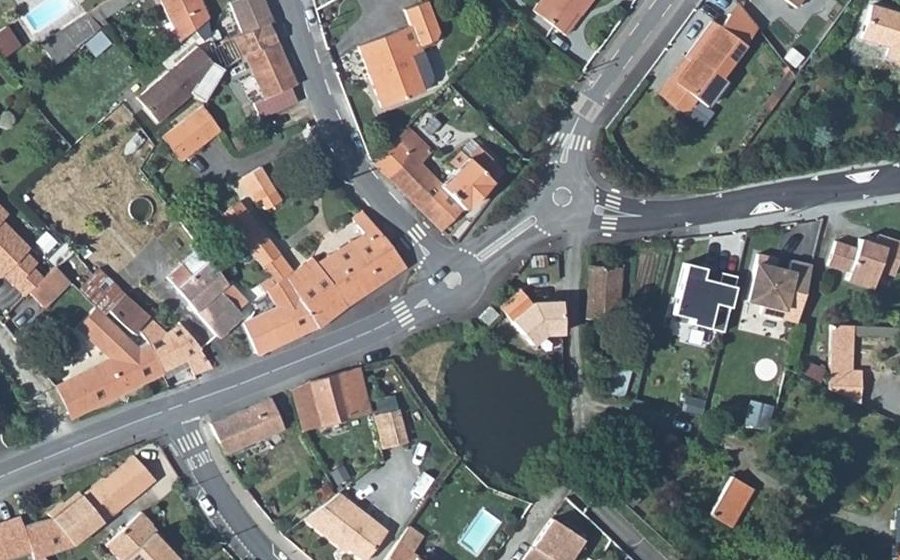 Vue aérienne du Mini-giratoire n°519305466