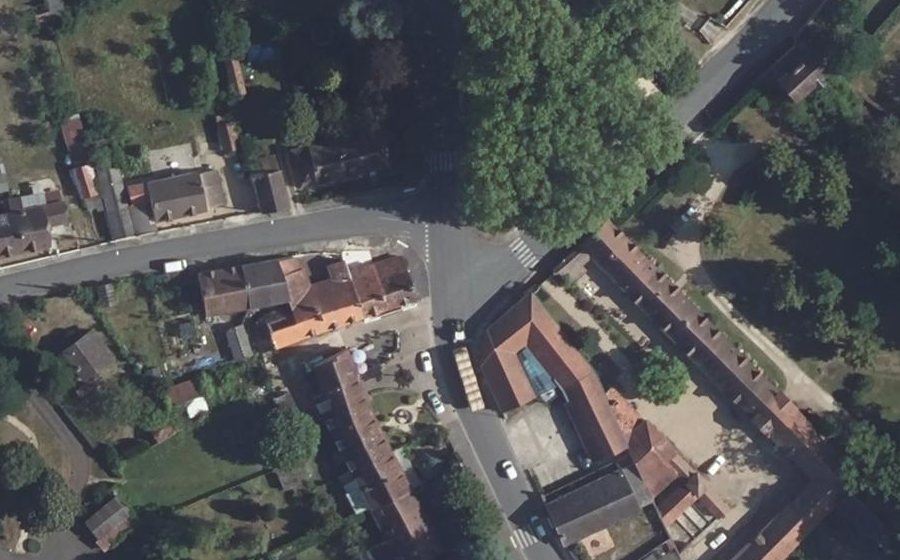 Vue aérienne du Mini-giratoire n°522439425