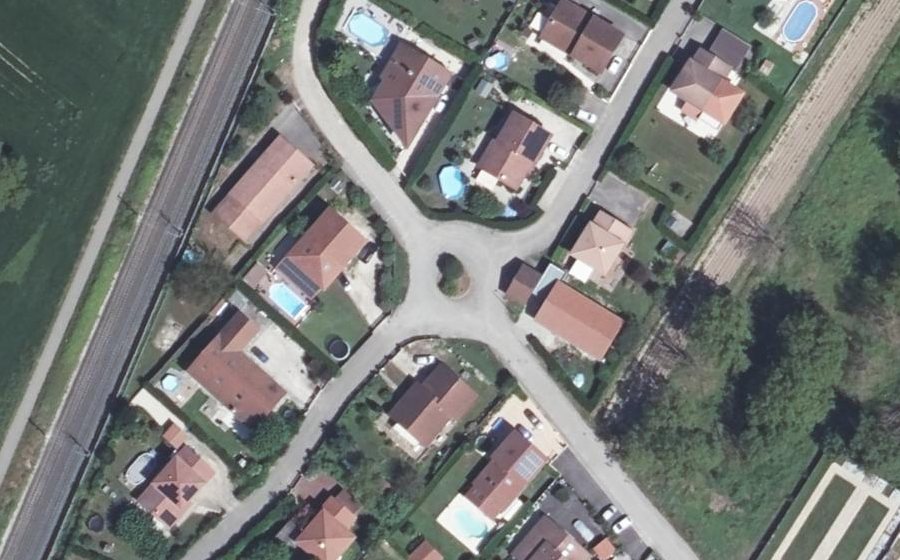 Vue aérienne du Mini-giratoire n°523888176