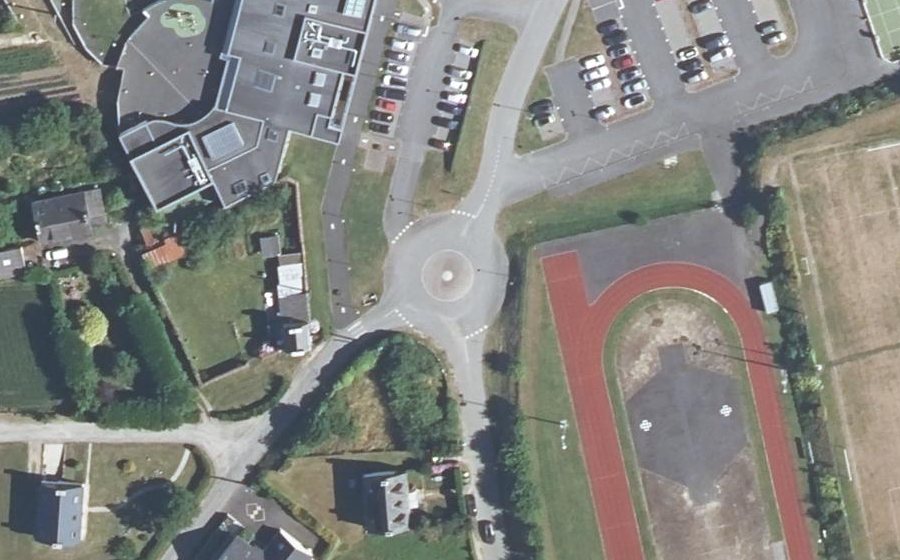 Vue aérienne du Mini-giratoire n°528219071