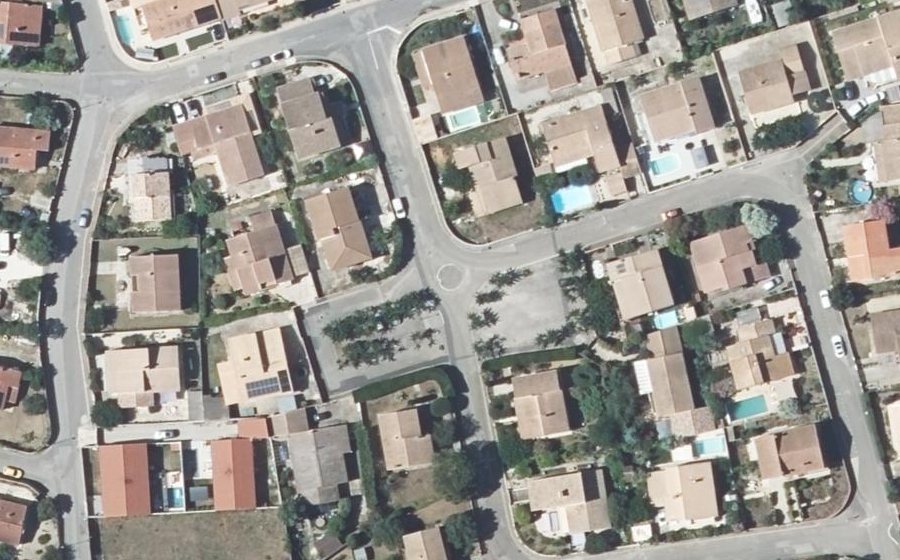 Vue aérienne du Mini-giratoire n°528875308