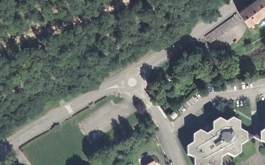 Vue aérienne du Mini-giratoire n°528913753
