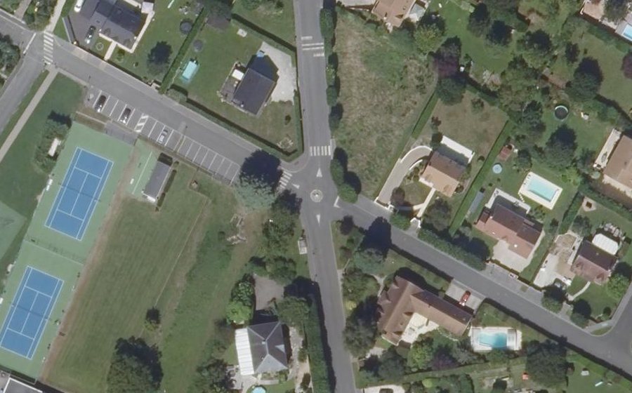 Vue aérienne du Mini-giratoire n°534922190