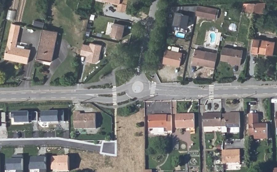 Vue aérienne du Mini-giratoire n°536525996