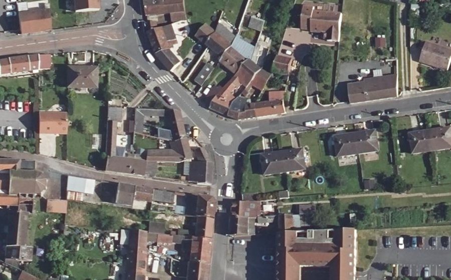 Vue aérienne du Mini-giratoire n°537001120
