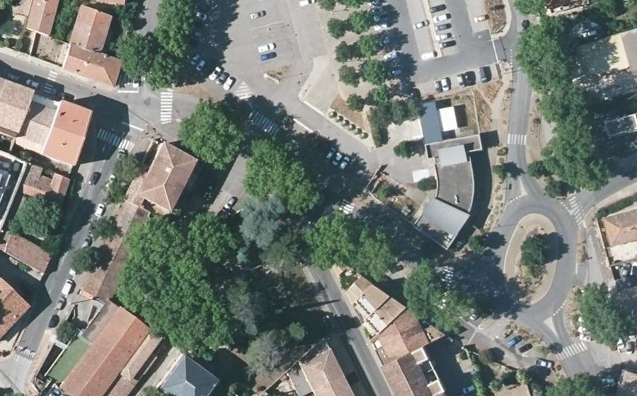 Vue aérienne du Mini-giratoire n°544436360