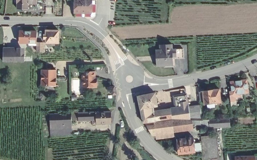 Vue aérienne du Mini-giratoire n°547112093