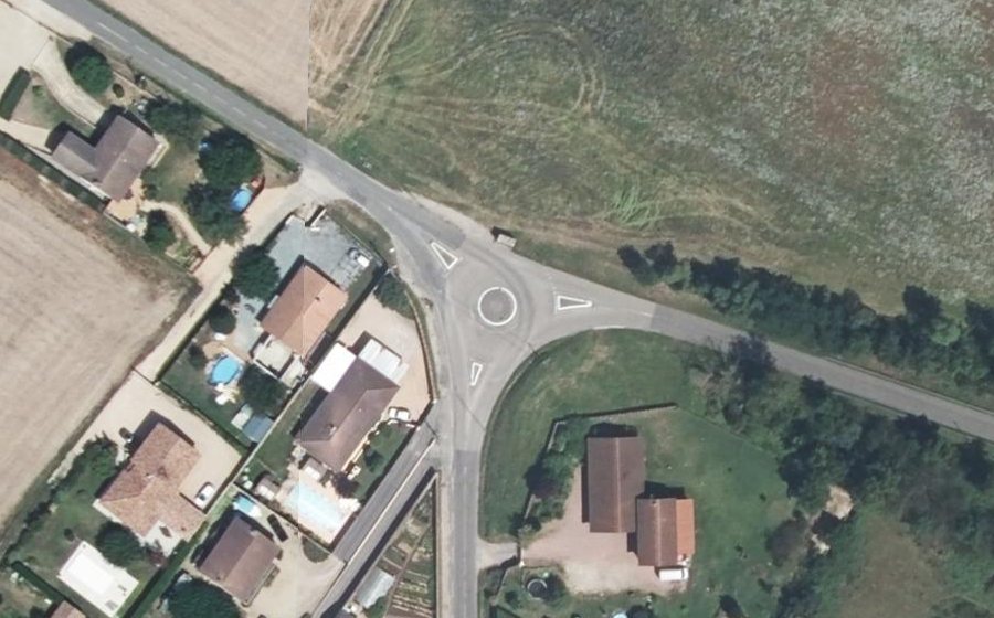 Vue aérienne du Mini-giratoire n°558145147