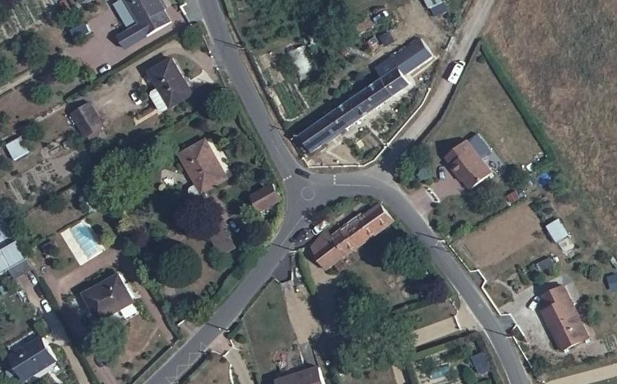 Vue aérienne du Mini-giratoire n°558703656